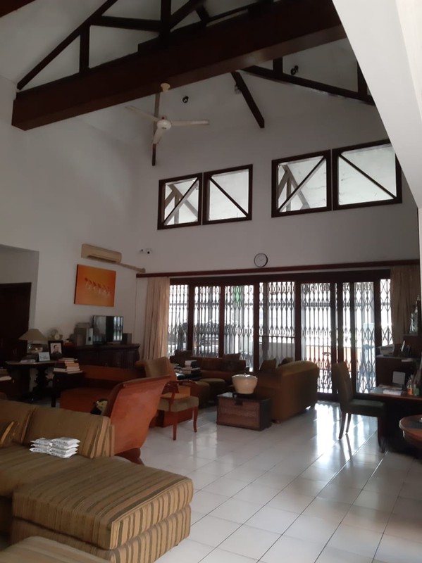 Rumah Luas Besar cck untuk perumahan/invest dan huni di Cempaka, Jakarta Selatan