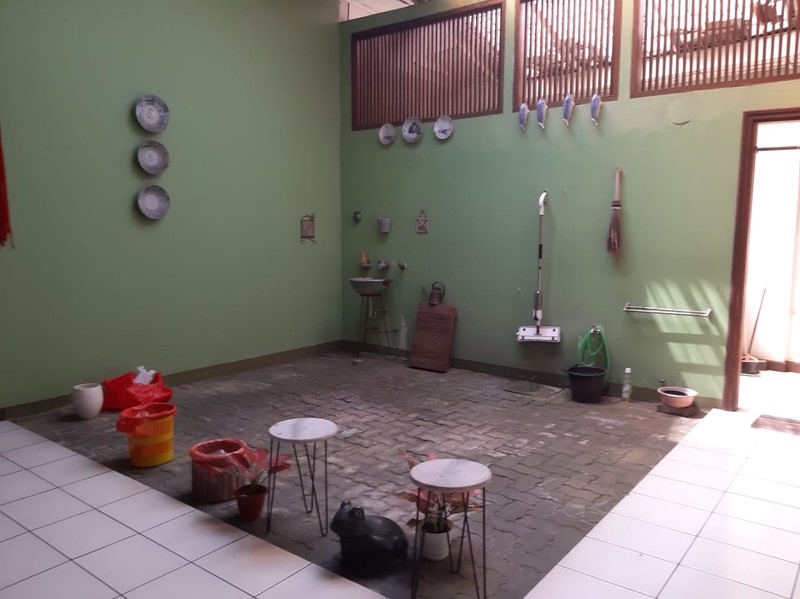 Rumah Luas Besar cck untuk perumahan/invest dan huni di Cempaka, Jakarta Selatan