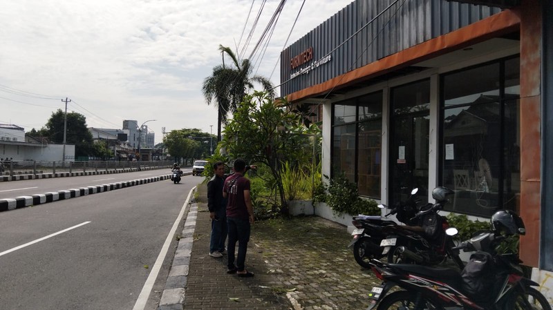 Tanah Strategis Untuk Investasi / Komersial Lokasi Jalan Ring Road Utara - Yogyakarta 