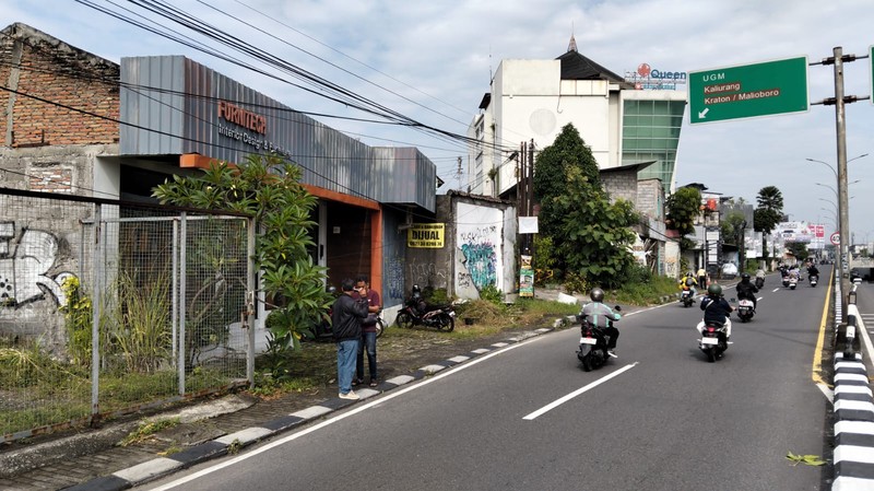 Tanah Strategis Untuk Investasi / Komersial Lokasi Jalan Ring Road Utara - Yogyakarta 