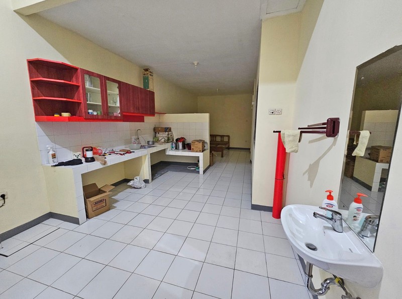 Rumah Nyaman & Terawat Tanah Luas di Metro Permata 1 Karang Mulya