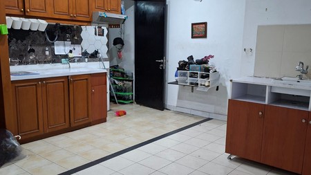 Dijual Rumah Lama Lokasi Strategis Di Cilandak Barat, Jakarta Selatan