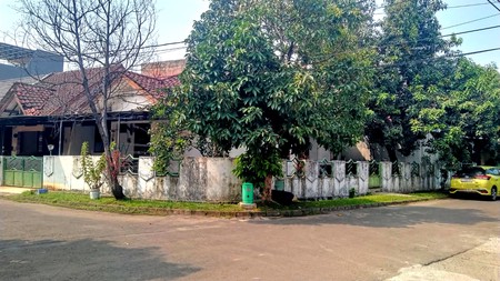 Rumah di Villa Melati Mas - Lokasi Strategis & Lingkungan Premium