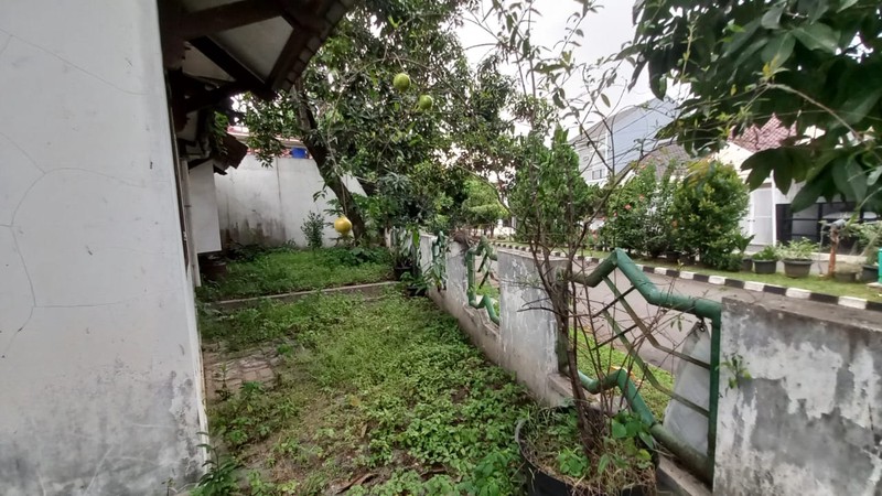 Rumah di Villa Melati Mas - Lokasi Strategis & Lingkungan Premium