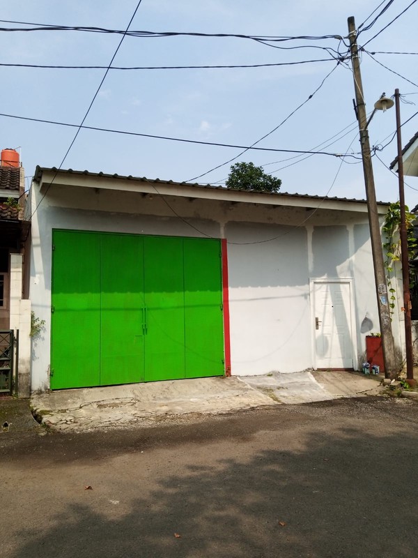 Ruang Usaha di Villa Melati Mas - Lokasi Strategis & Lingkungan nyaman dan aman