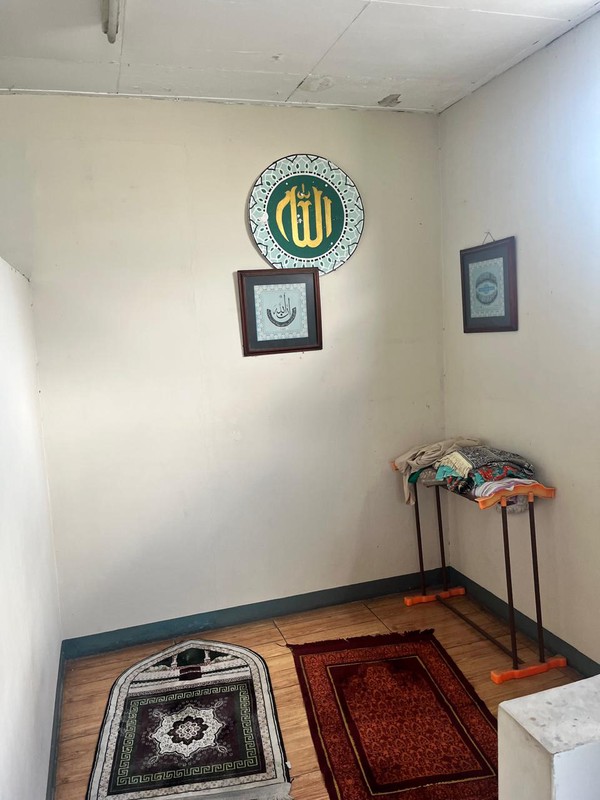 Dijual cepat Tanah dan Bangunan bekas Sekolah Dekat MRT Hj Nawi