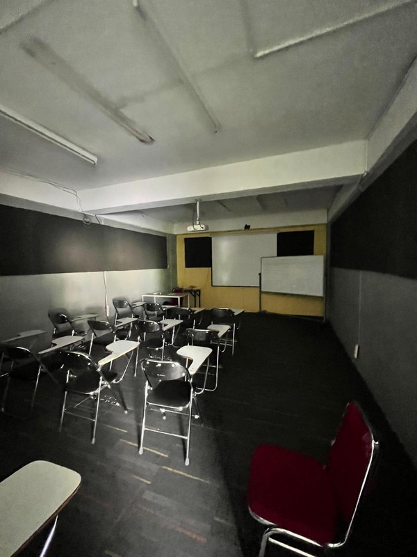 Dijual cepat Tanah dan Bangunan bekas Sekolah Dekat MRT Hj Nawi