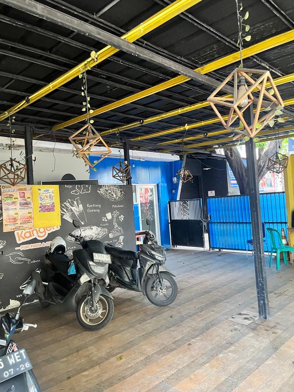 Dijual cepat Tanah dan Bangunan bekas Sekolah Dekat MRT Hj Nawi