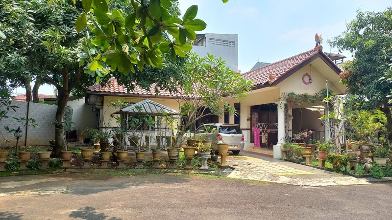 Rumah di Villa Melati Mas - Dekat Tol & Fasilitas Lengkap