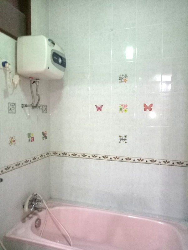 Rumah di Villa Melati Mas - Dekat Tol & Fasilitas Lengkap