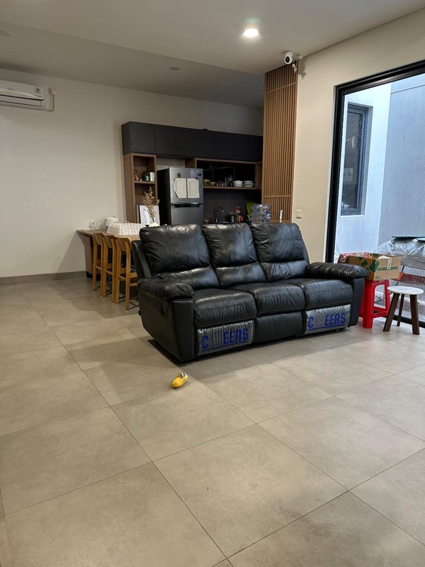 Rumah Tropical 2 Lantai Furnish Cluster Chava Tanakayu BSD Tangerang