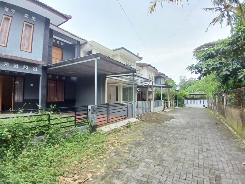 Rumah Nyaman 4 Kamar di Wedomartani Sleman Lokasi Asri & Strategis Dekat SD Model, Wedomartani, Ngemplak, Sleman