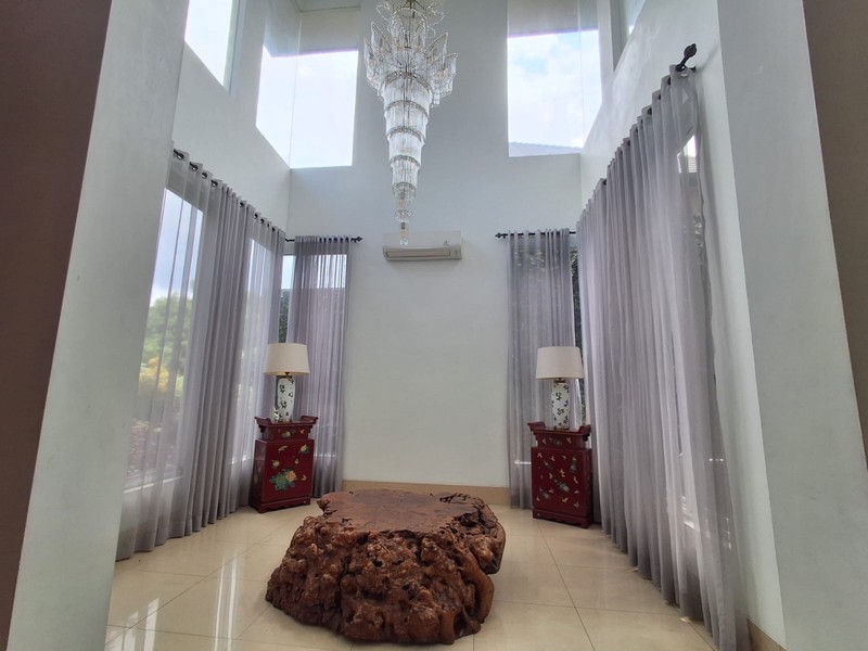 DISEWA RUMAH di PONDOK INDAH