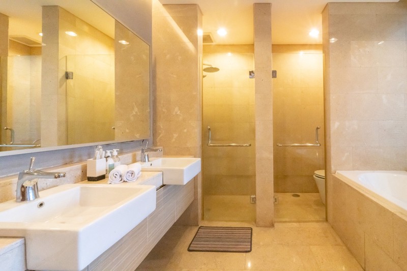 Executive 2 Bedroom at Senopati Suite 167 sqm, ready to move in, walking distance to SCBD and Plaza Senayan