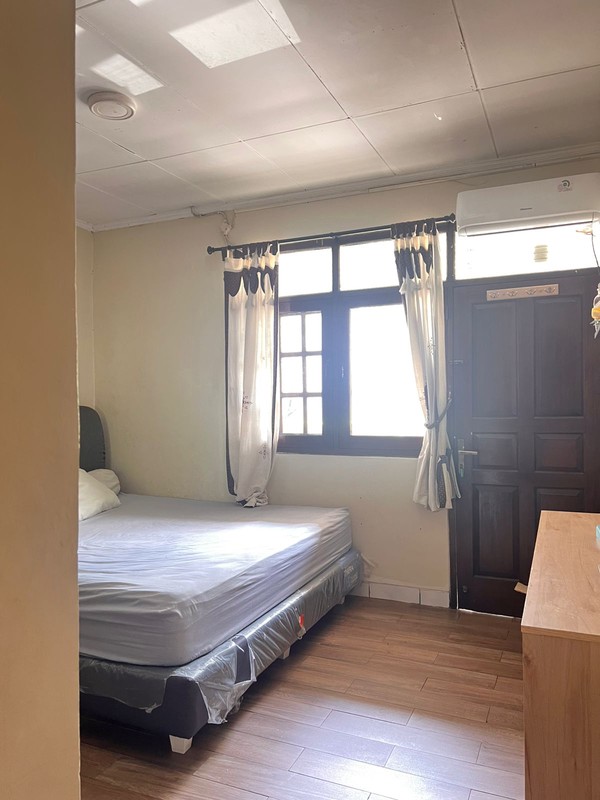 Rumah Cocok Untuk Kost Premium di Jalan Patra Tanjung Duren Harga dibawah Pasar