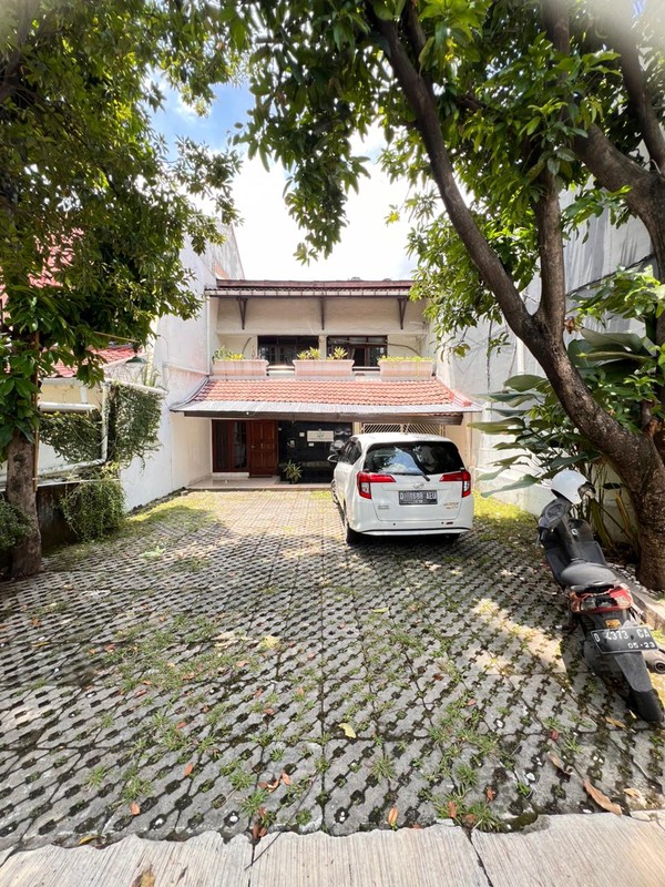 Rumah Cocok Untuk Kost Premium di Jalan Patra Tanjung Duren Harga dibawah Pasar