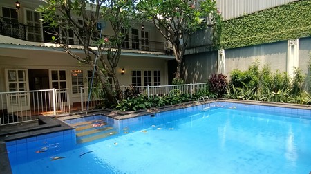 Dijual/Sewa rumah Nyaman, Keren, dan aman Banjir di Kemang Utara