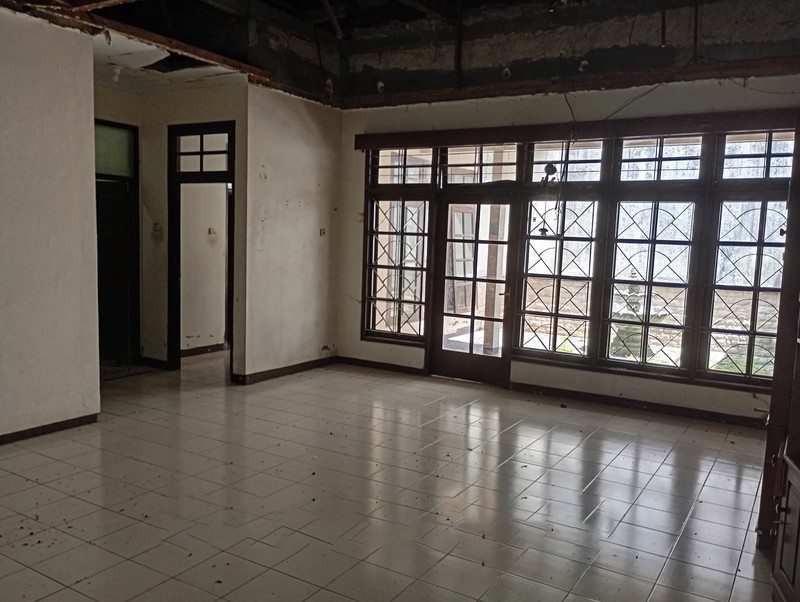 Rumah Dalam Perum Griya Indah 2 Lokasi Dekat Mirota Godean