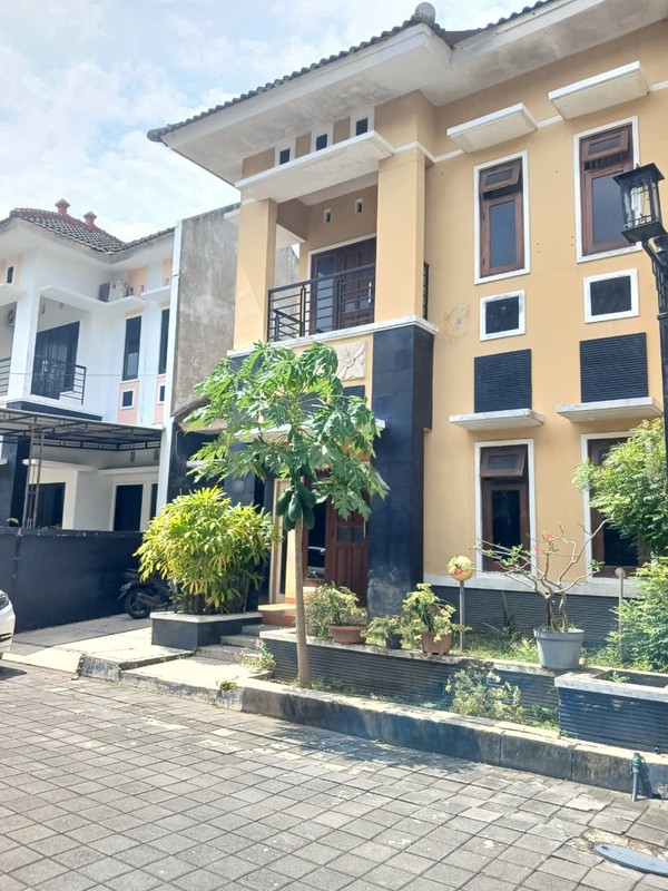 Rumah 2 Lantai Dalam Perum Pondok Permai Hunian Eksklusif & Strategis di Sendangadi, Mlati, Sleman