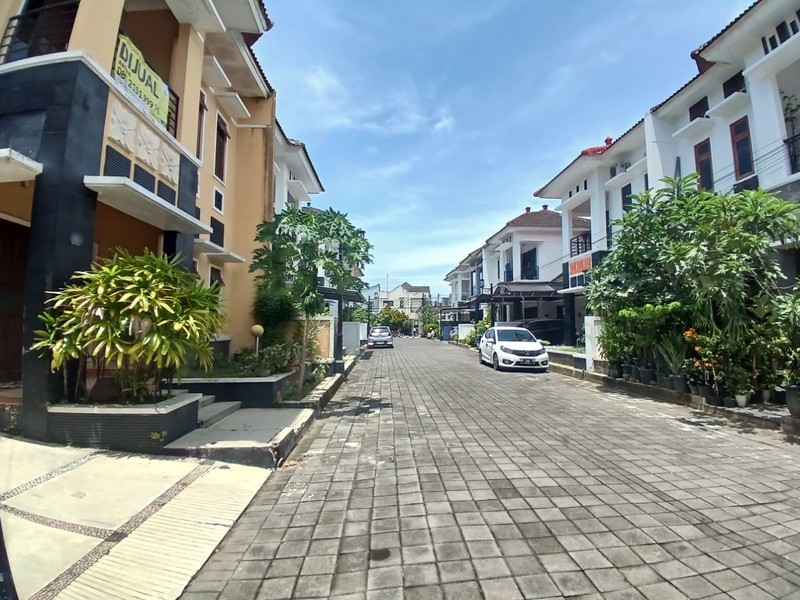 Rumah 2 Lantai Dalam Perum Pondok Permai Hunian Eksklusif & Strategis di Sendangadi, Mlati, Sleman