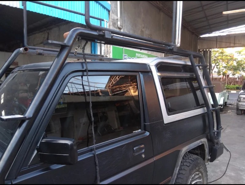 Disewakan Rumah Usaha Nol Jalan Raya Arjuno - Sawahan.- Surabaya Pusat Kota - Parkiran Luas Cocok Buat Segala Usaha , Resto, Cafe, Warkop, Minimarket, Ekspedisi, Showroom,. Bengkel, Workshop Dll