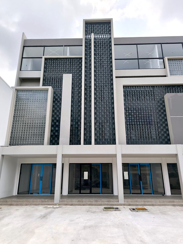 DISEWAKAN CEPAT RUKO 4 LANTAI BARU GRESS JALAN RAYA SATELIT UTARA(7 BARU UNIT GRESS)