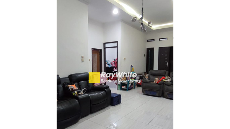 Rumah Terawat Taman Kopo Indah 3