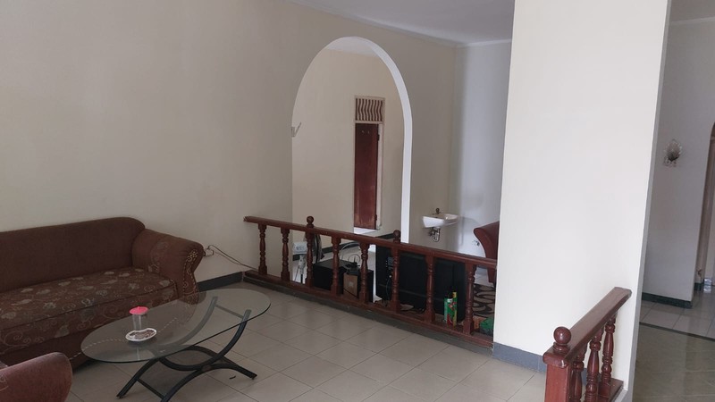 Disewa Rumah klasik di Cinere