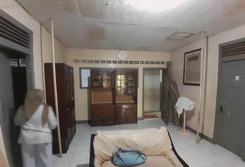 DIJUAL RUMAH HITUNG TANAH di PONDOK LABU -  JAKARTA SELATAN