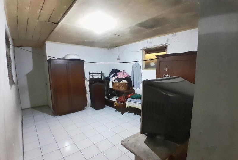 DIJUAL RUMAH HITUNG TANAH di PONDOK LABU -  JAKARTA SELATAN