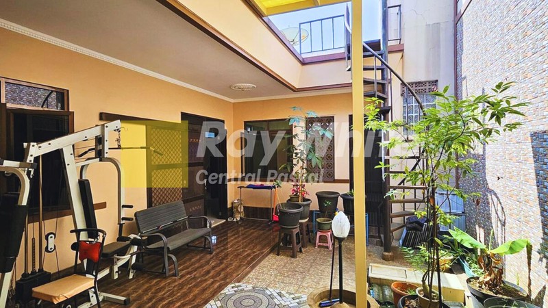 Rumah Asri dan Nyaman di Kiarasari Bandung