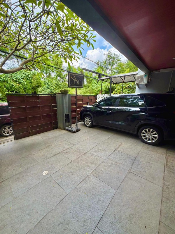 Rumah 2 Lantai Siap Huni dengan Hunian Nyaman dan Asri @Pesanggrahan, Jakarta Selatan