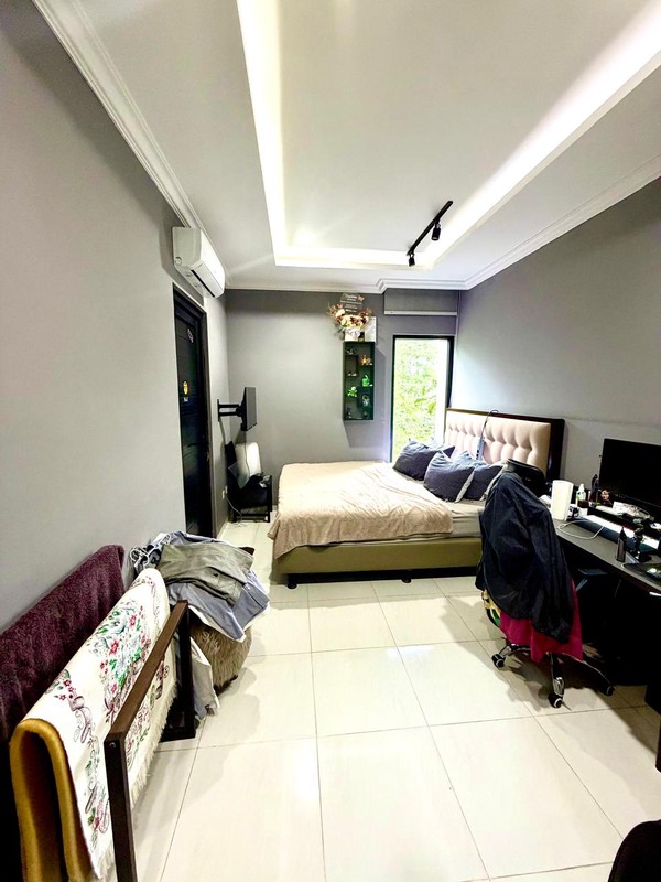 Rumah 2 Lantai Siap Huni dengan Hunian Nyaman dan Asri @Pesanggrahan, Jakarta Selatan