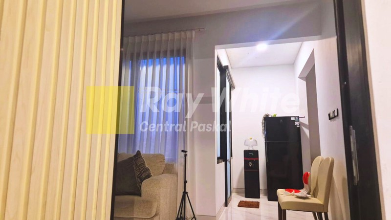 Rumah Baru Modern 3 Lantai di Setra Regency Ciwaruga Bandung