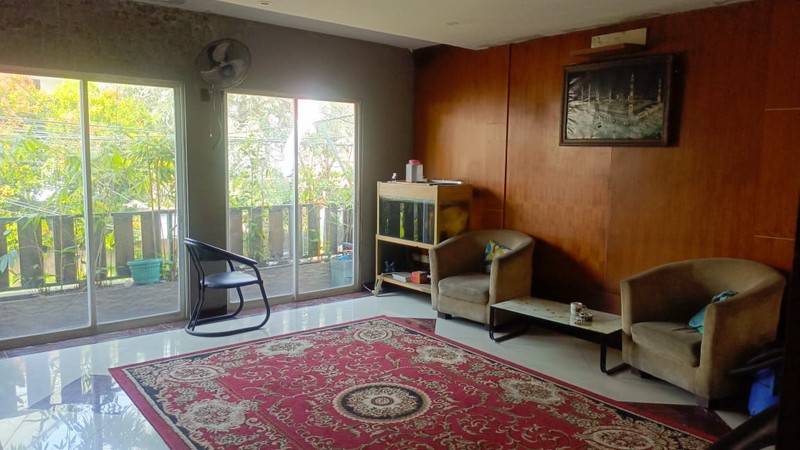 Rumah 3 Lantai Siap Huni Jalan Kesehatan Raya Bintaro Jakarta Selatan