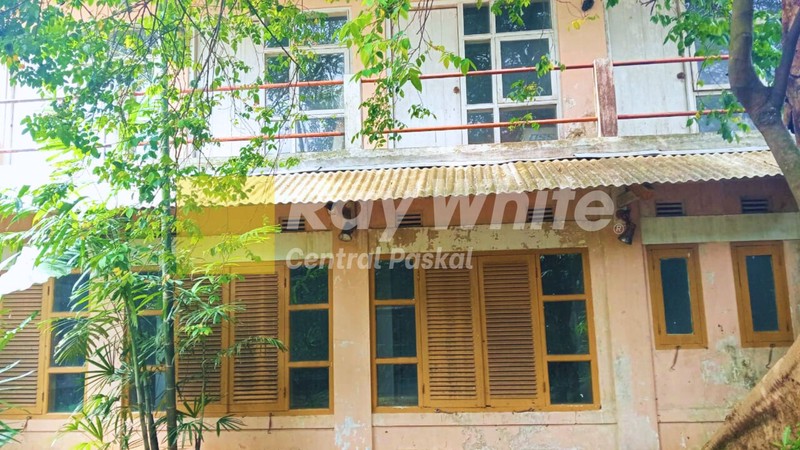 Rumah Bangunan Lama di Siliwangi