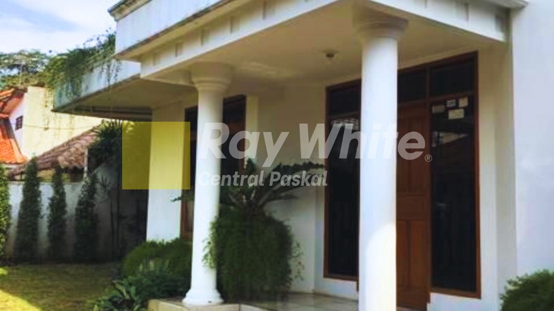 Rumah Tinggal Asri dan Nyaman di Suryadarma Bandung