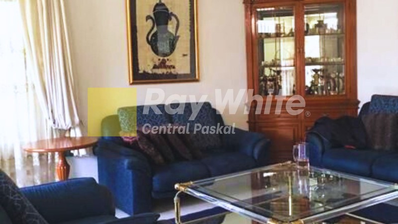 Rumah Tinggal Asri dan Nyaman di Suryadarma Bandung