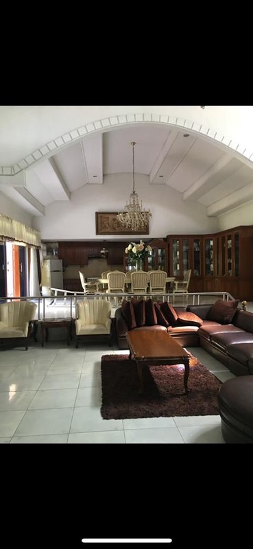 Rumah Tinggal Asri dan Nyaman di Suryadarma Bandung