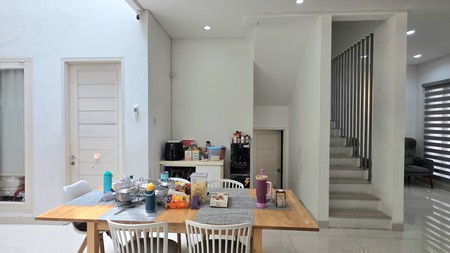 Rumah bagus,securty 24 jam di Bintaro Jaya 9