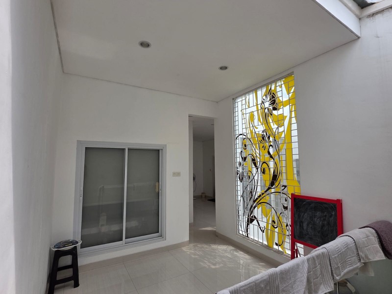 Rumah bagus,securty 24 jam di Bintaro Jaya 9