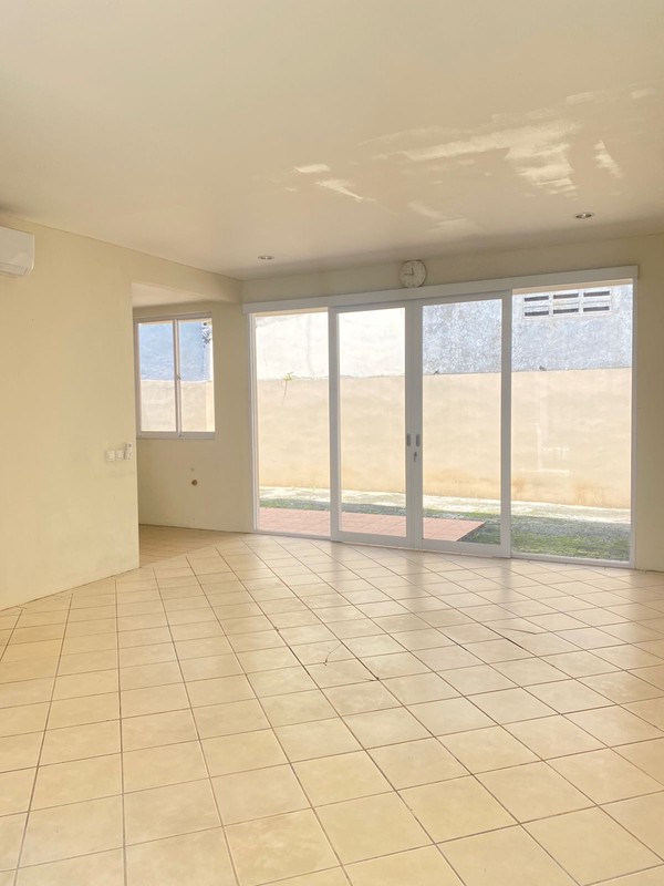 Dijual Rumah Cantik Taman Imam Bonjol Lippo Karawaci 