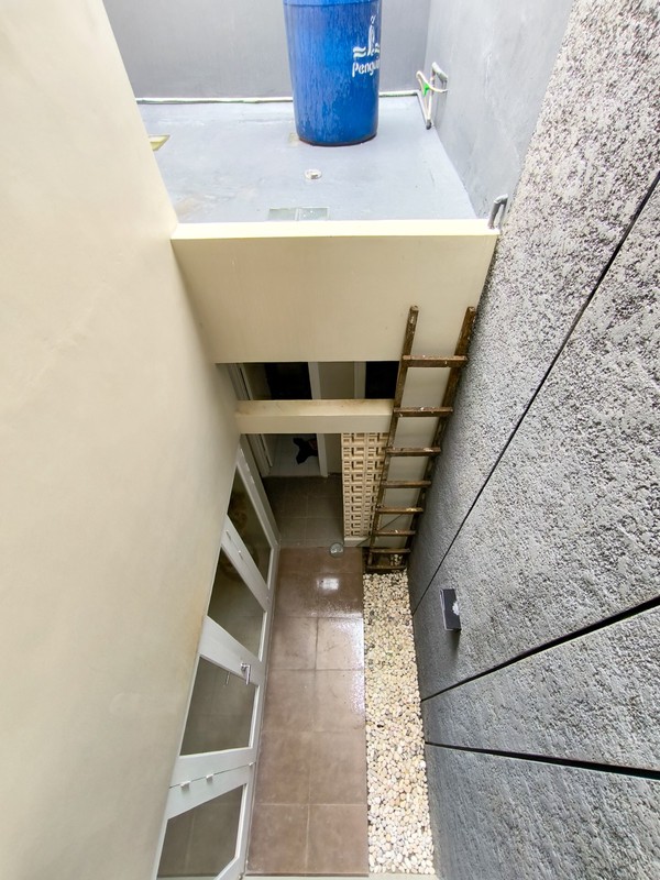 Rumah Bagus di Mahagoni Park Graha Raya