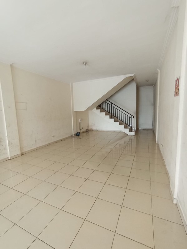 Ruko Strategis 2 Lantai Siap Pakai, Akses Jalan Lebar 12m, Dekat Dengan Ringroad Selatan, Sorowajan, Banguntapan, Bantul