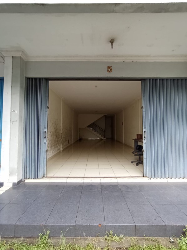 Ruko Strategis 2 Lantai Siap Pakai, Akses Jalan Lebar 12m, Dekat Dengan Ringroad Selatan, Sorowajan, Banguntapan, Bantul