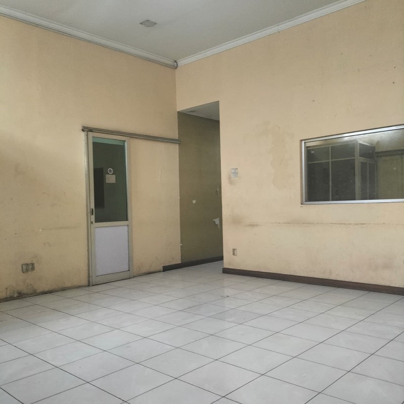 Ruko di Mainroad Otista Bandung