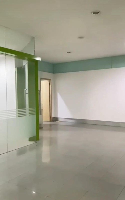 Di Jual/Sewa Gedung Area Komersial, Strategis dekat TOL @ PERAK BARAT SURABAYA UTARA 