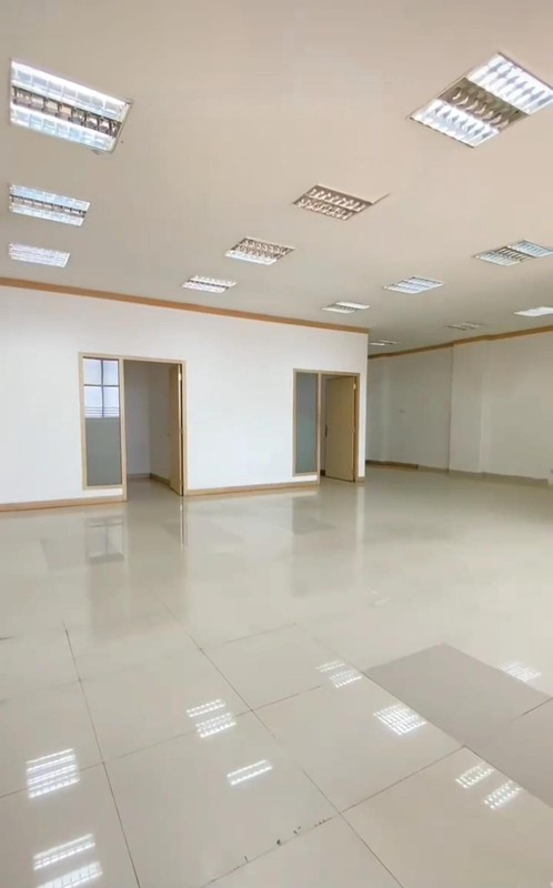 Di Jual/Sewa Gedung Area Komersial, Strategis dekat TOL @ PERAK BARAT SURABAYA UTARA 