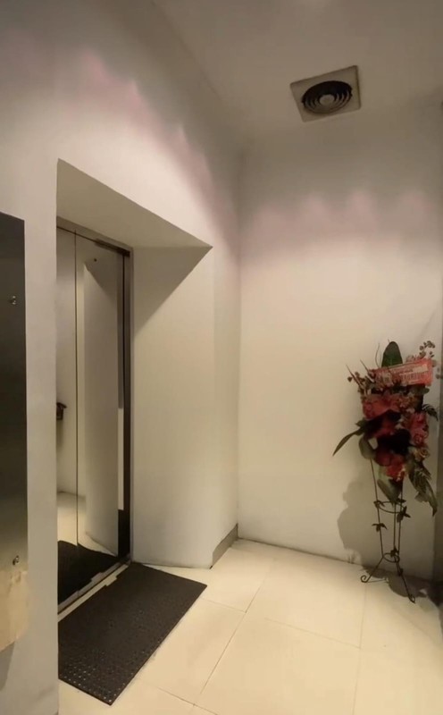 Di Jual/Sewa Gedung Area Komersial, Strategis dekat TOL @ PERAK BARAT SURABAYA UTARA 