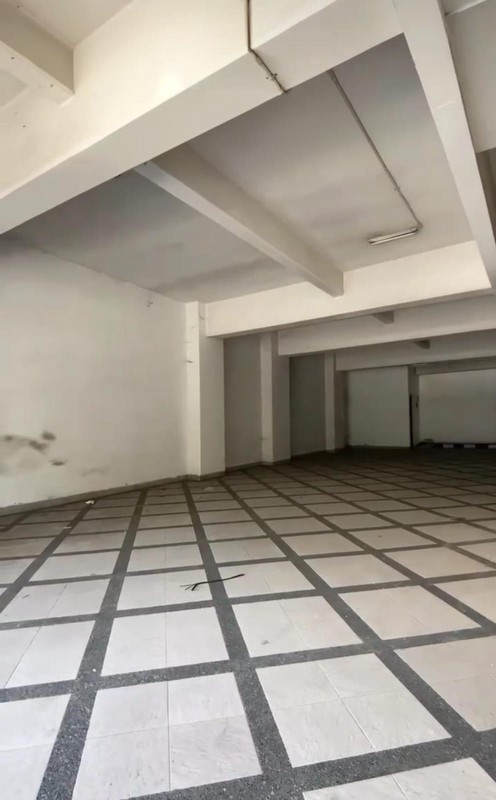 Di Jual/Sewa Gedung Area Komersial, Strategis dekat TOL @ PERAK BARAT SURABAYA UTARA 